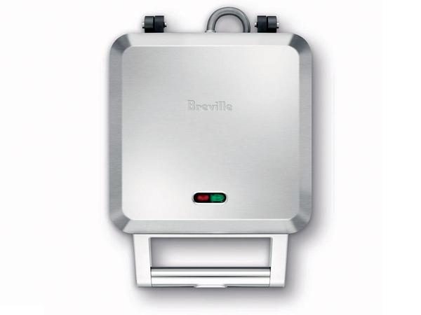 Breville_personal_pie_maker_closed-sixhundred