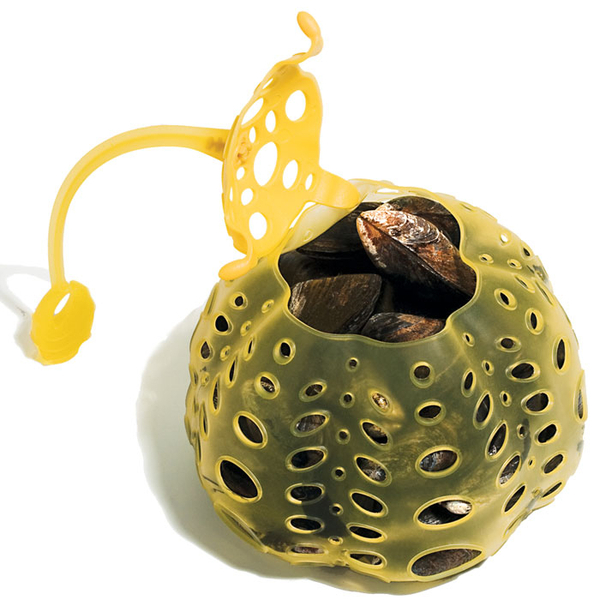 Foodpod_cooking_vessel_with_mussels-sixhundred