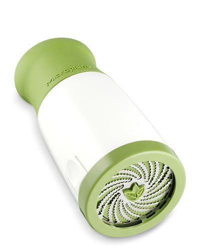 Microplane_herb_mill_side-sixhundred