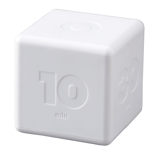 Idea_cubic_timer_white_front_view-sixhundred