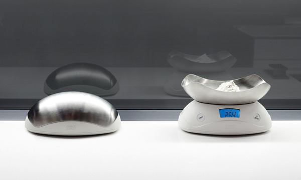 Joseph_joseph_shell_digital_scale_two_on_counter-sixhundred