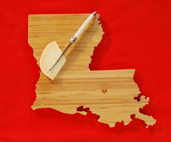 State_shaped_cutting_boards_1-sixhundred