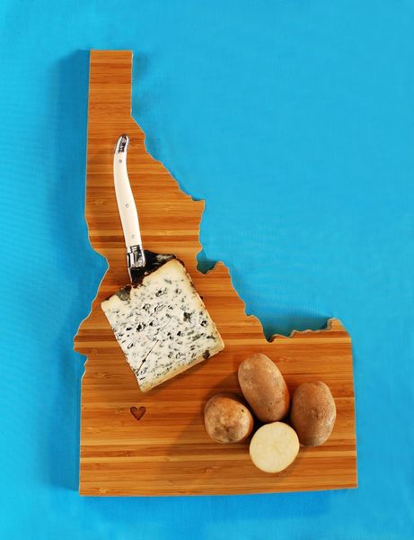 State_shaped_cutting_boards_5-sixhundred