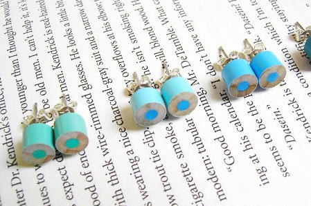 Color_pencil_stud_earrings_by_huiyi_tan_blue_set-sixhundred