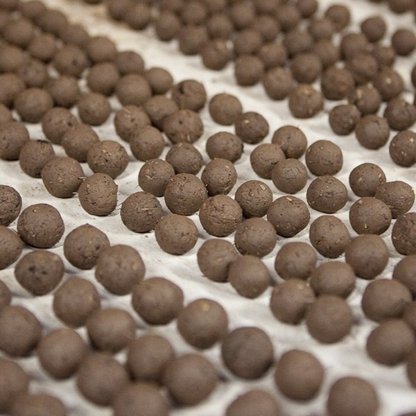 Seed_bombs_by_visualingual_6-sixhundred