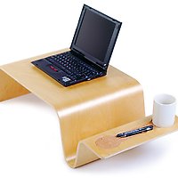 Birch_offi_overlap_tray_with_laptop-twohundred