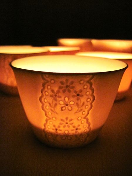 Porcelain_lace_cup_4-sixhundred
