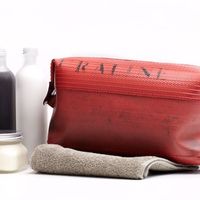 Reclaimed_fire_hose_wash_bag_1-twohundred