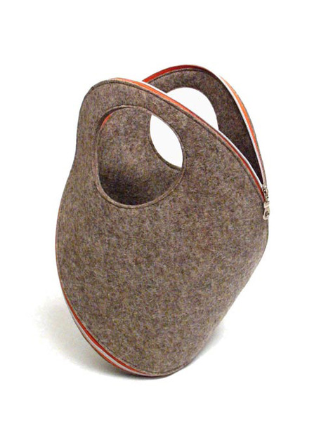 Fuz_um_tote_by_josh_jakus-sixhundred