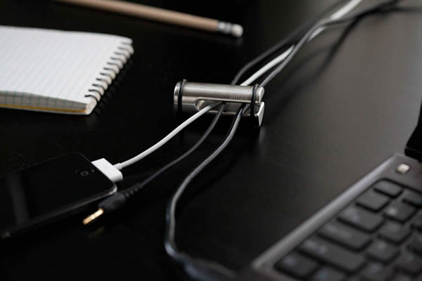 Pinza_cord_holder_2-sixhundred