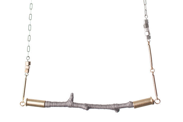 Horizon_necklace_by_cursive_design_1-sixhundred