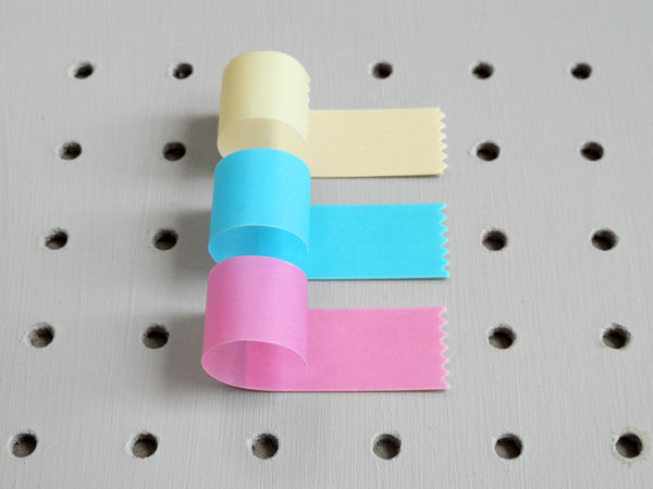 Tape_strip_hooks_2-sixhundred