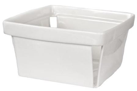 Porcelain_farmers_market_basket_by_roost_3-sixhundred