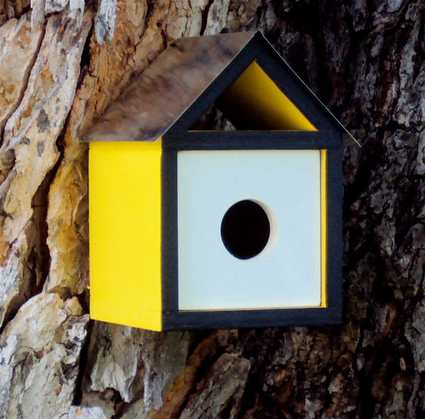 Trio_of_mid_century_modern_birdhouses_4-sixhundred