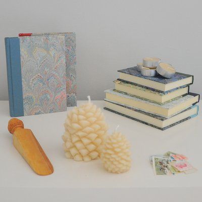 Pine_cone_candle_3-sixhundred