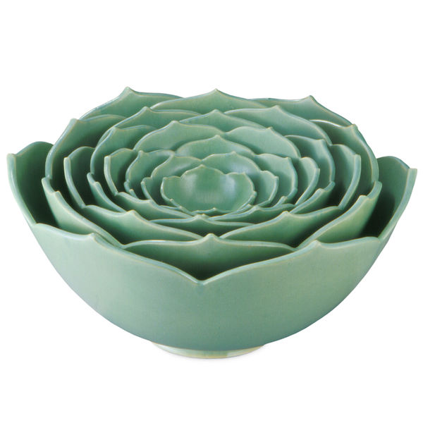 Nesting Lotus Bowls on Wantist