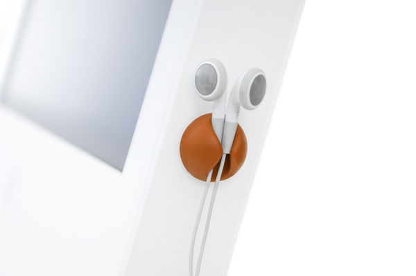 Cabledrop_cord_clips_3-sixhundred