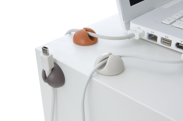 Cabledrop_cord_clips_7-sixhundred