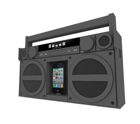 iP4 Portable FM Stereo Boombox for iPhone/iPod 1