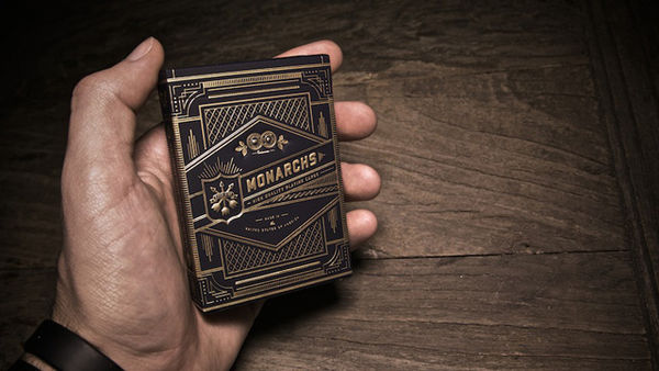 Monarch_premium_card_deck_7-sixhundred