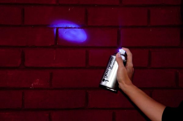 Light_paint_can_2-sixhundred