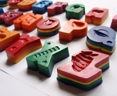 Alphabet_crayons_set_of_26_6-sixhundred