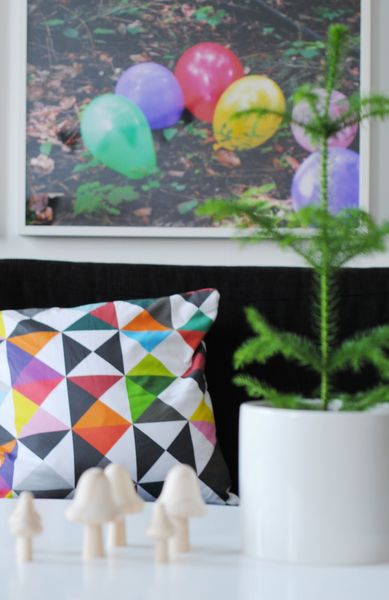 Pieces_pillow_cover_by_little_studio_2-sixhundred