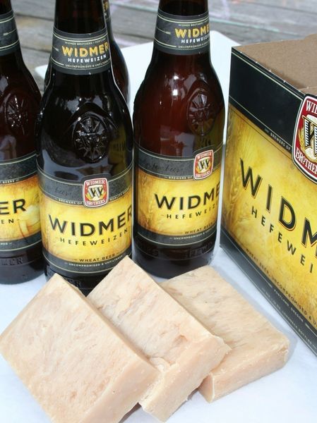 Widmer_hefeweizen_beer_soap_1-sixhundred