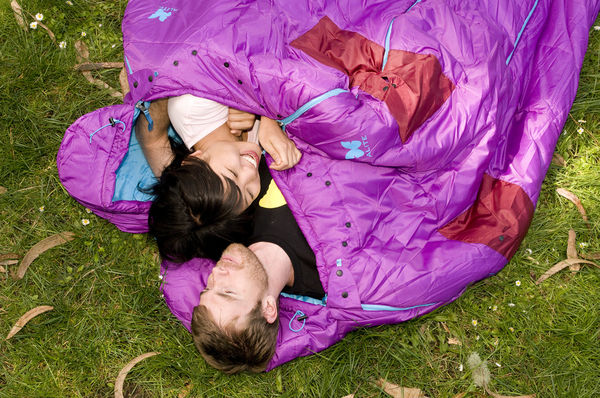Alite_s.h._sleeping_bag_3-sixhundred