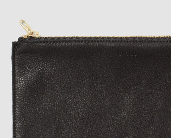 Leather_baggu_pouch_13-sixhundred