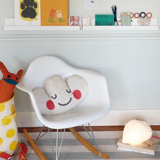 Head_in_the_clouds_pillow_3-sixhundred