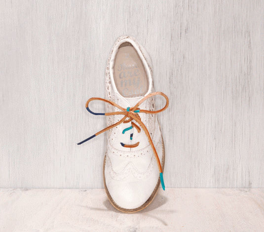 Painted_leather_shoelaces_by_comb_collective_4-sixhundred