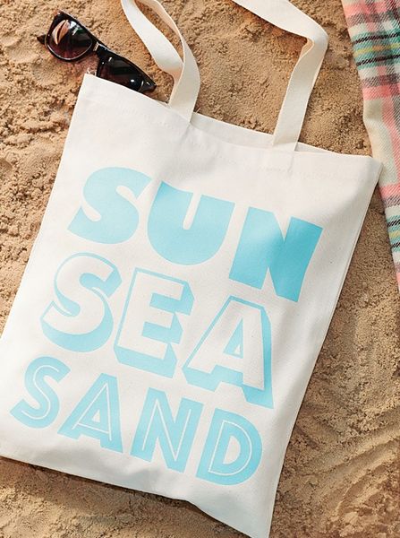 Sunshine_is_delicious_tote_bag_7-sixhundred