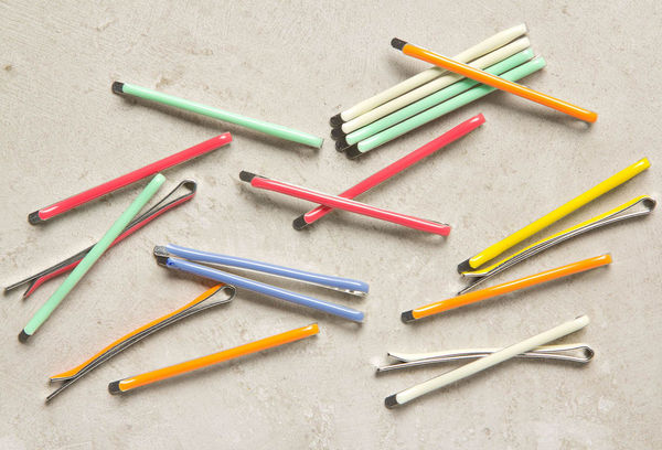 Bright Bobby Pin Set on Wantist