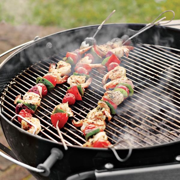 Flexible_grilling_skewers_set_of_4_2-sixhundred