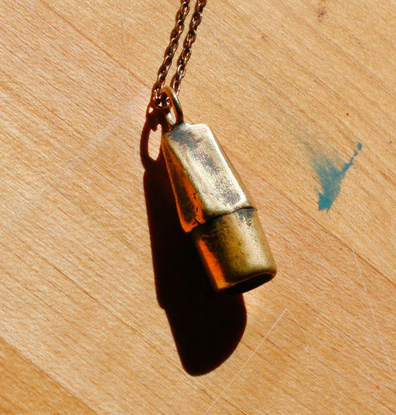 Sterling_silver_eraser_necklace_2-sixhundred