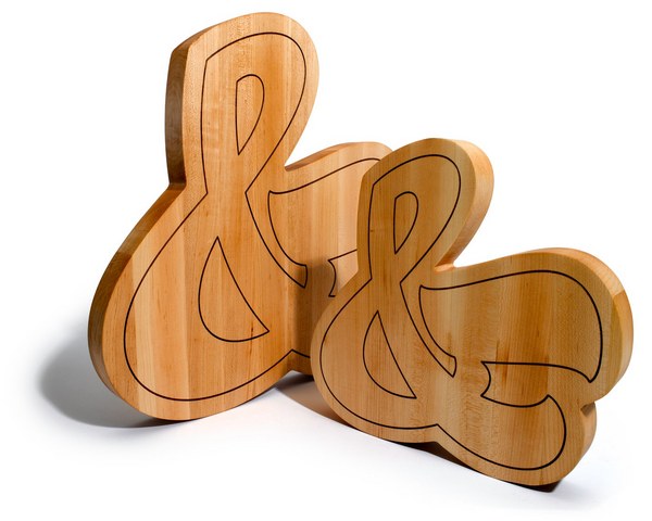 Large_and_small_ampersand_cutting_boards_by_house_industries-sixhundred