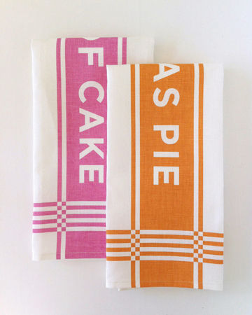 Easy_as_pie_tea_towel_gift_set_by_studiopatr_2-sixhundred
