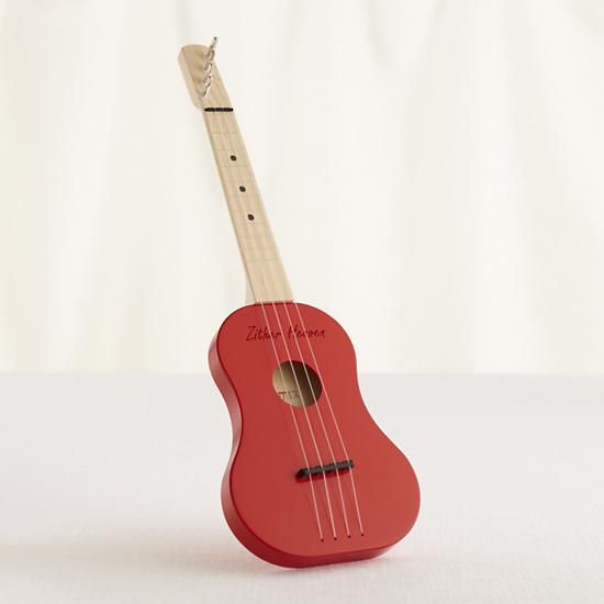 Soprano_ukulele_3-sixhundred