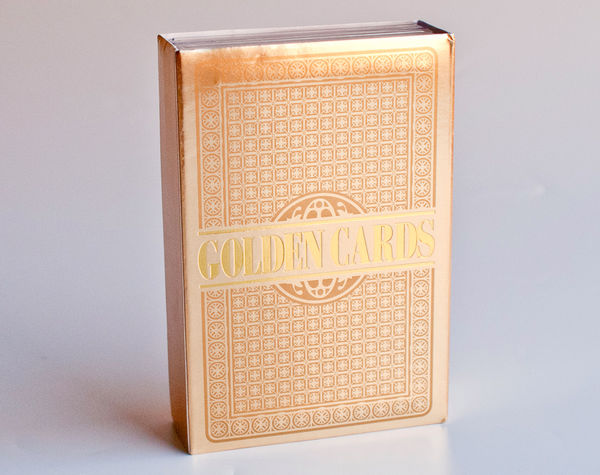 Gold_playing_cards_7-sixhundred