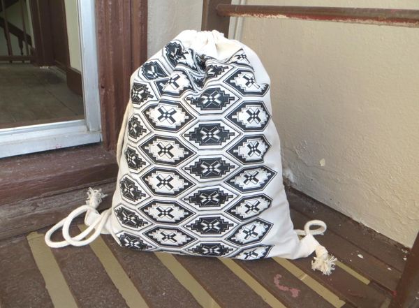 nBhaTTi Cinch Backpack on Wantist