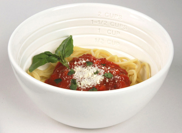 Measure_up_portion_control_bowl_classic_with_pasta-sixhundred