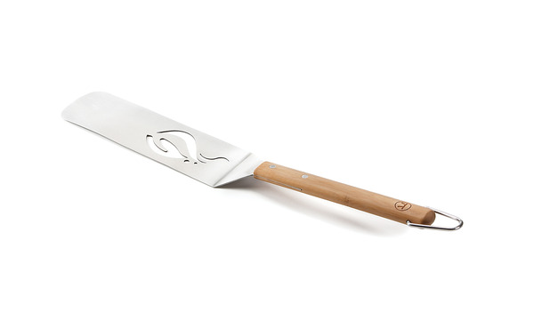 Outset_verde_recycled_stainless_steel_and_bamboo_griddle_spatula-sixhundred