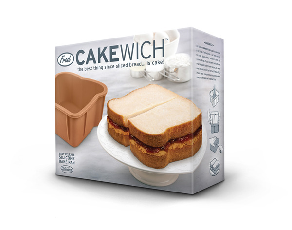 Cakewich_baking_pan_in_box-sixhundred