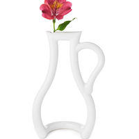 Outline Vase 2