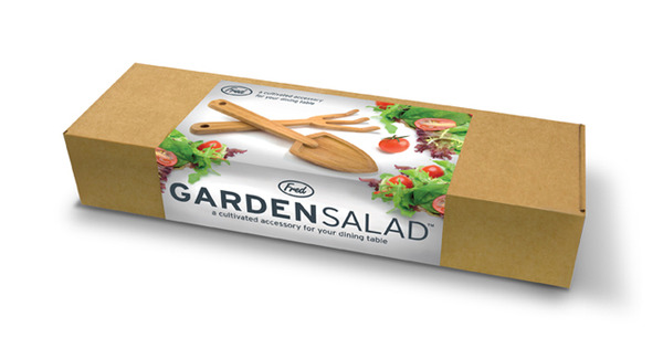 Fred_bamboo_garden_salad_tools_in_box-sixhundred