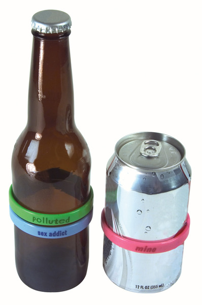 Fred_beer_bands_drink_markers_on_a_bottle_and_a_can-sixhundred