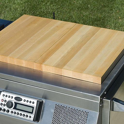 Grill_n_chill_tailgater_butcher_block-sixhundred