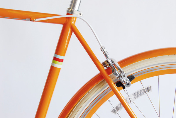 Public_orange_d3_bicycle_frame_detail-sixhundred