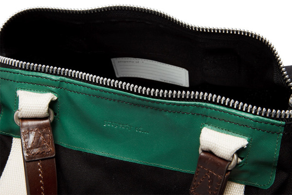 Property_of..._bill_gym_bag_black_inside_detail-sixhundred